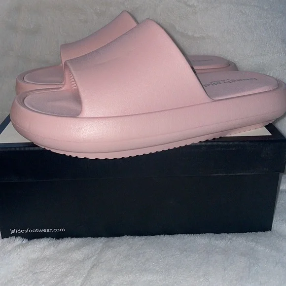 NWT J/SLIDES SQUISH Light Pink EVA Sandals - Picture 7 of 13